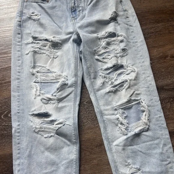 American Eagle Women Size 8 Jeans Mom Straight Light Wash Pants Strigid Stretch - Picture 3 of 16